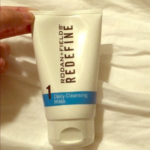 NWT Rodan + Fields Redefine Daily Cleansing Mask